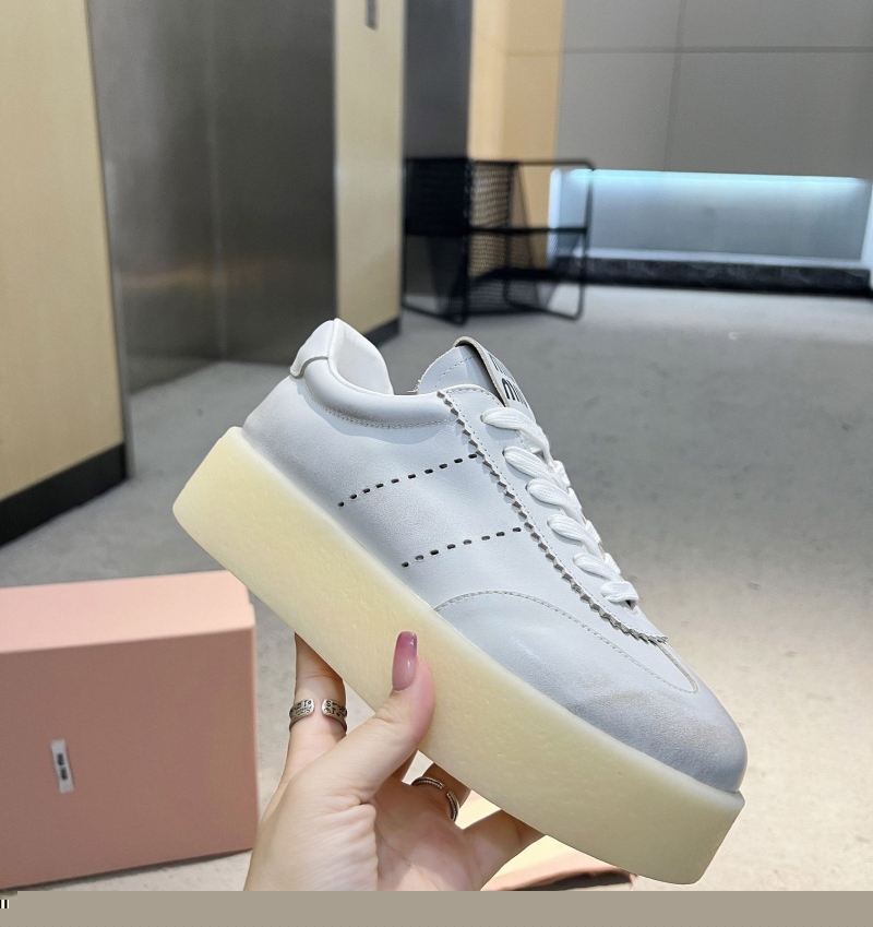 Miu Miu Casual Shoes